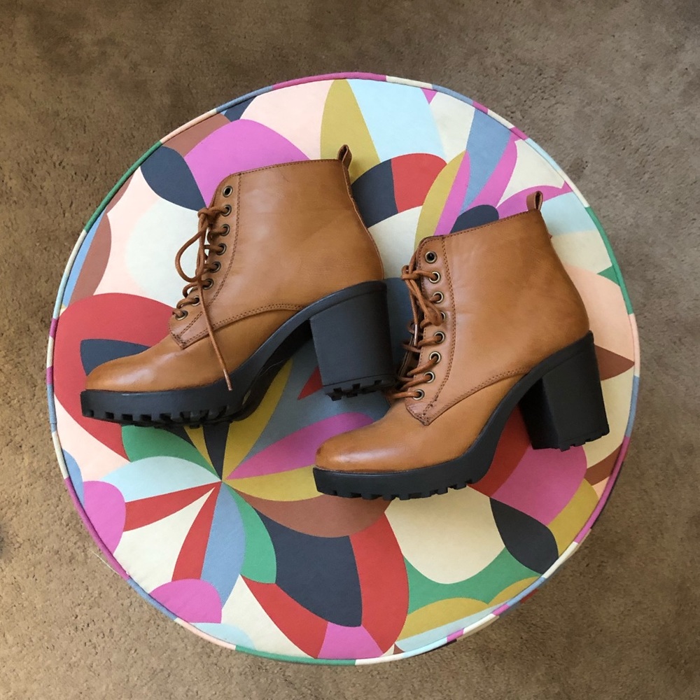 Mia lace up bootie